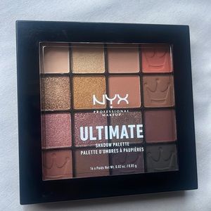 nyx ultimate queen pallet